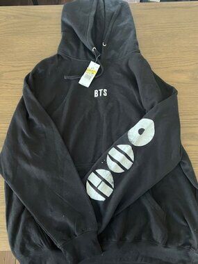 Men's BTS black Hoodie XXL